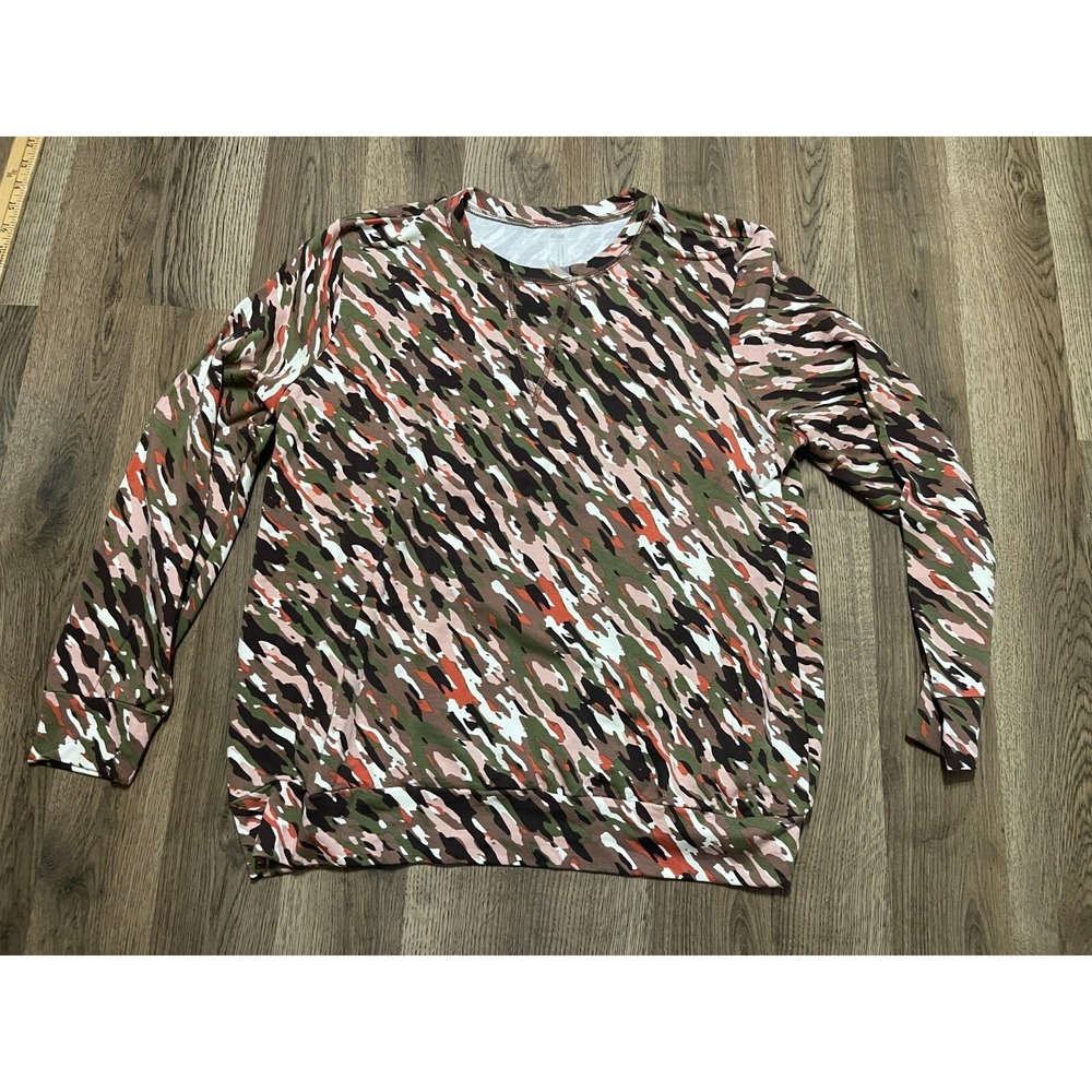 ZUDA Shirt, Women's Size Medium, Brown Green Pink, Camouflage, Long Sleeve